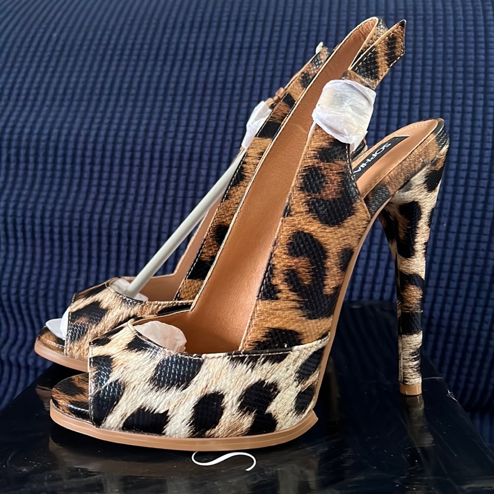 Sophia & Lee Adeline Peep Toe Heels Size 7.5. New